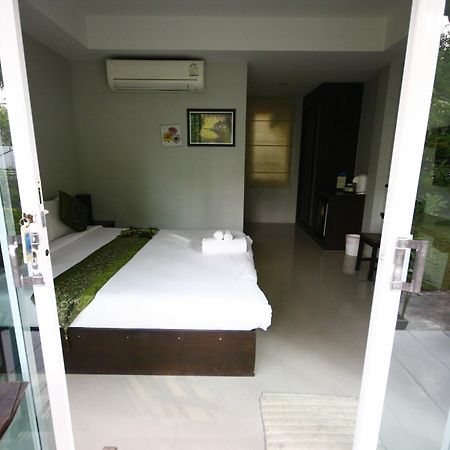 Naiyang Boutique Resort Nai Yang Beach Buitenkant foto