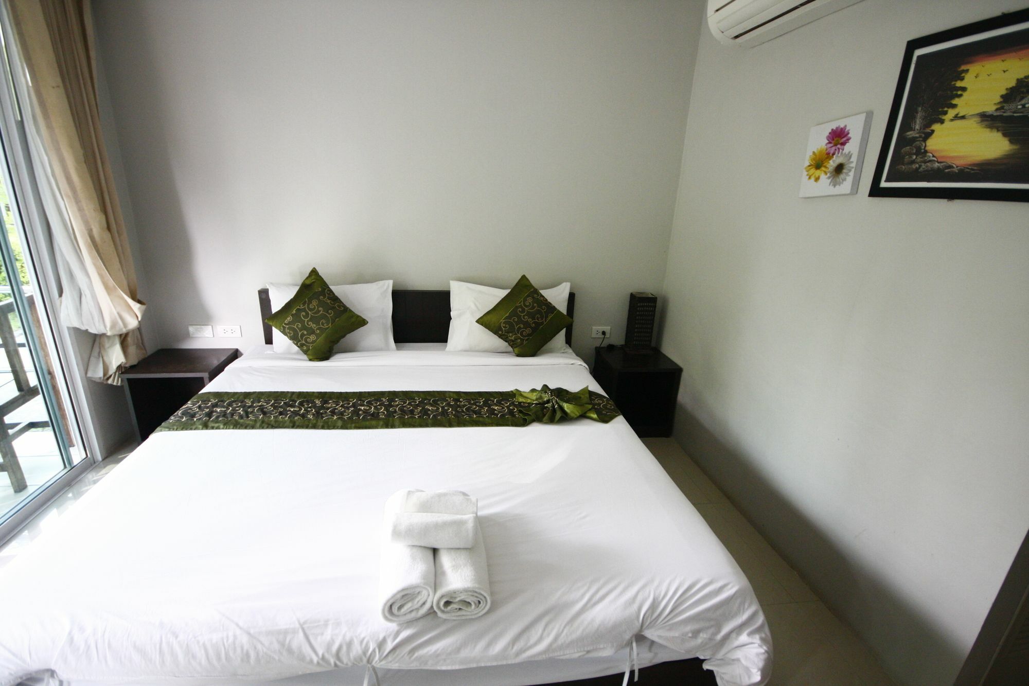 Naiyang Boutique Resort Nai Yang Beach Buitenkant foto