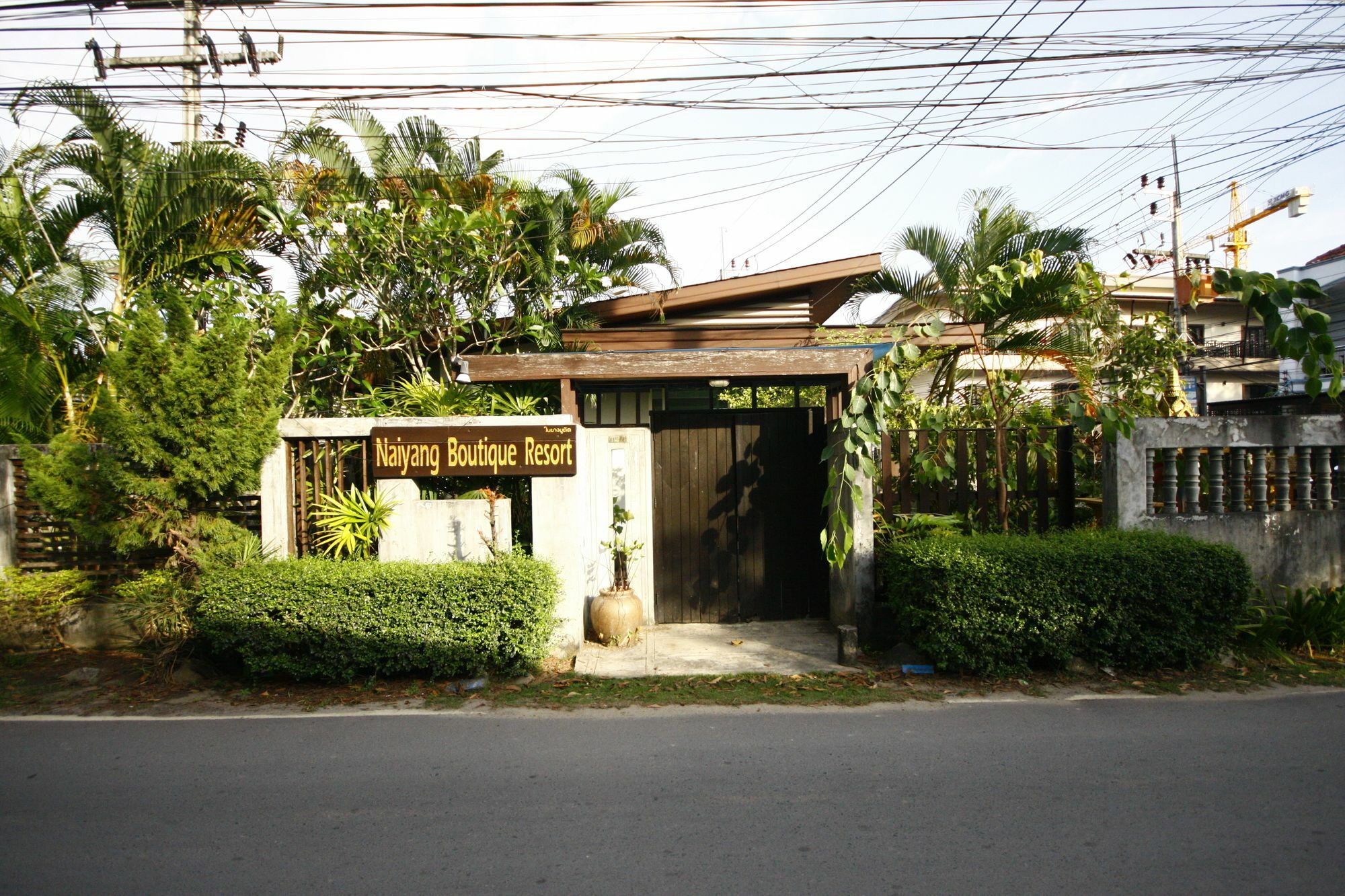 Naiyang Boutique Resort Nai Yang Beach Buitenkant foto